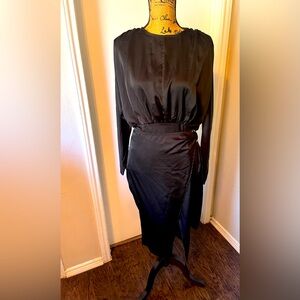 Prettylittlethings black dress